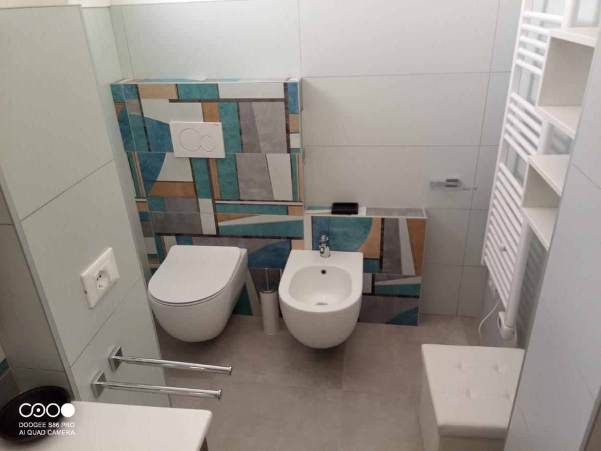 Civico 6 Apartment เปสเคียรา เดล การ์ดา ภายนอก รูปภาพ